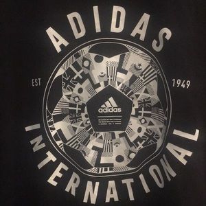 adidas Shirts - ADIDAS T-Shirt (XL) adidas Shirts - ADIDAS T-Shirt (XL)